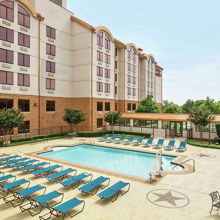 Hampton Inn & Suites Dallas-Mesquite Bagian luar foto